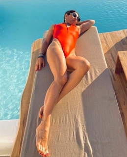 Mia Evgeniadi feet photo 11