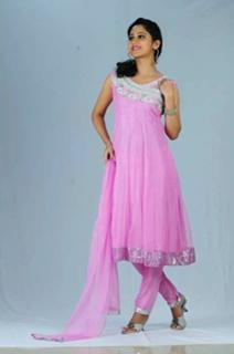 Mia George feet photo thumbnail