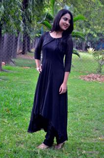 Mia George feet photo thumbnail