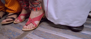 Mia George feet photo thumbnail