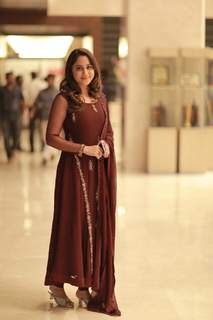 Mia George feet photo thumbnail