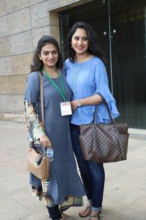 Mia George feet photo thumbnail