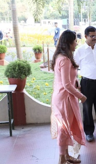 Mia George feet photo thumbnail