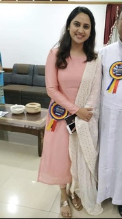 Mia George feet photo thumbnail