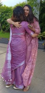 Mia George feet photo thumbnail