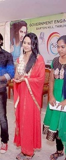 Mia George feet photo thumbnail