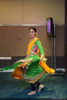 Mia George feet photo thumbnail