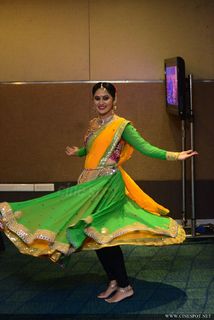 Mia George feet photo thumbnail