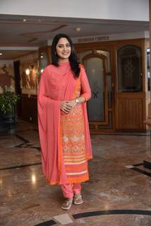 Mia George feet photo thumbnail