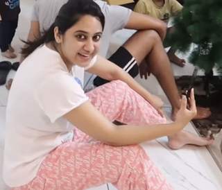 Mia George feet photo thumbnail