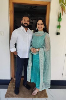 Mia George feet photo thumbnail