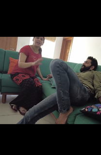 Mia George feet photo thumbnail