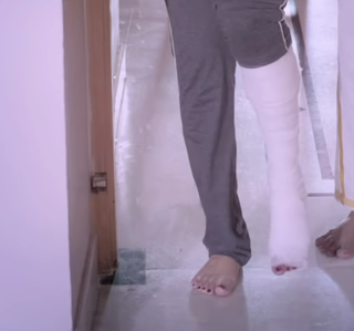 Mia George feet photo thumbnail