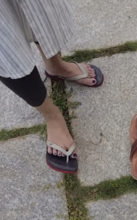 Mia George feet photo thumbnail