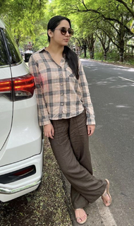 Mia George feet photo thumbnail