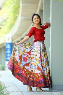 Mia George feet photo thumbnail