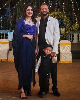 Mia George feet photo thumbnail