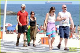 Mia Goth feet photo thumbnail