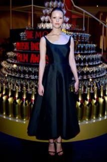 Mia Goth feet photo thumbnail