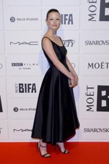 Mia Goth feet photo thumbnail
