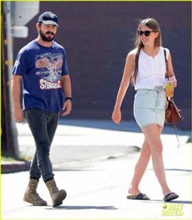 Mia Goth feet photo thumbnail