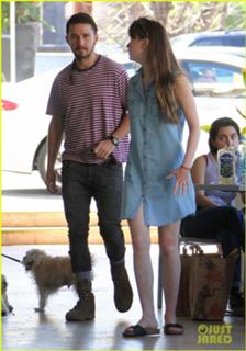 Mia Goth feet photo thumbnail