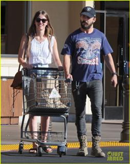 Mia Goth feet photo thumbnail