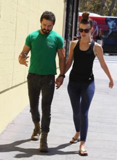 Mia Goth feet photo thumbnail