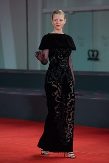 Mia Goth feet photo thumbnail