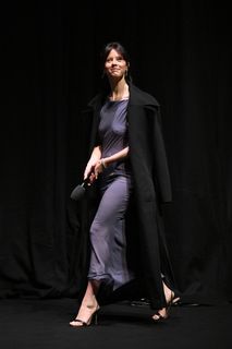 Mia Goth feet photo thumbnail