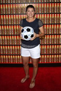 Mia Hamm feet photo 11