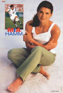 Mia Hamm feet photo 17