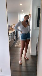 Mia Kang feet photo 7