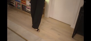 Mia Plays feet photo thumbnail