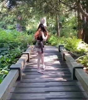 Mia Plays feet photo thumbnail