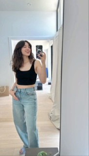 Mia Plays feet photo thumbnail