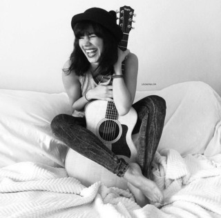 Mia Rose feet photo 14