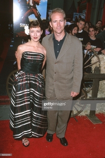 Mia Sara feet photo thumbnail