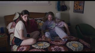 Mia Wasikowska feet photo thumbnail