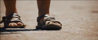 Mia Wasikowska feet photo thumbnail