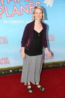 Mia Wasikowska feet photo thumbnail