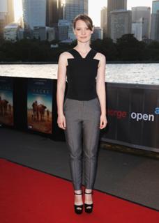 Mia Wasikowska feet photo thumbnail