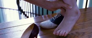 Mia Wasikowska feet photo thumbnail