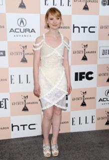Mia Wasikowska feet photo thumbnail