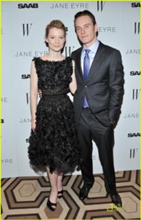 Mia Wasikowska feet photo thumbnail