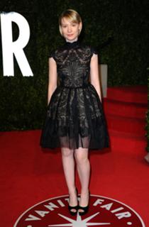 Mia Wasikowska feet photo thumbnail