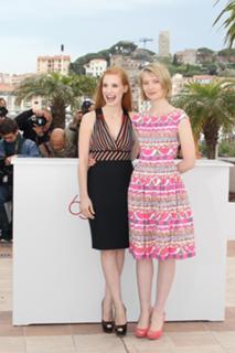 Mia Wasikowska feet photo thumbnail
