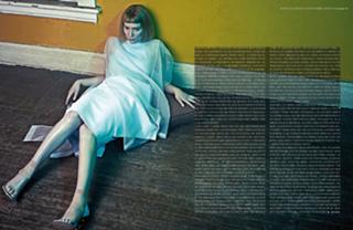 Mia Wasikowska feet photo thumbnail