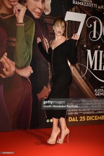 Micaela Ramazzotti feet photo 8