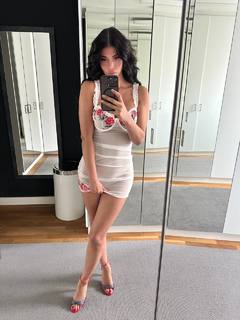 Micaela Schäfer feet photo thumbnail